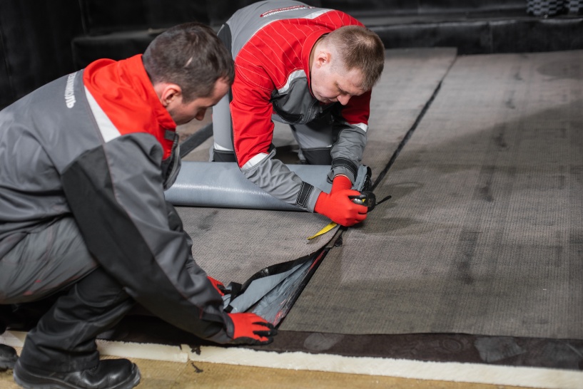 Технологии комфорта: Современные рулонные решения для частного строительства